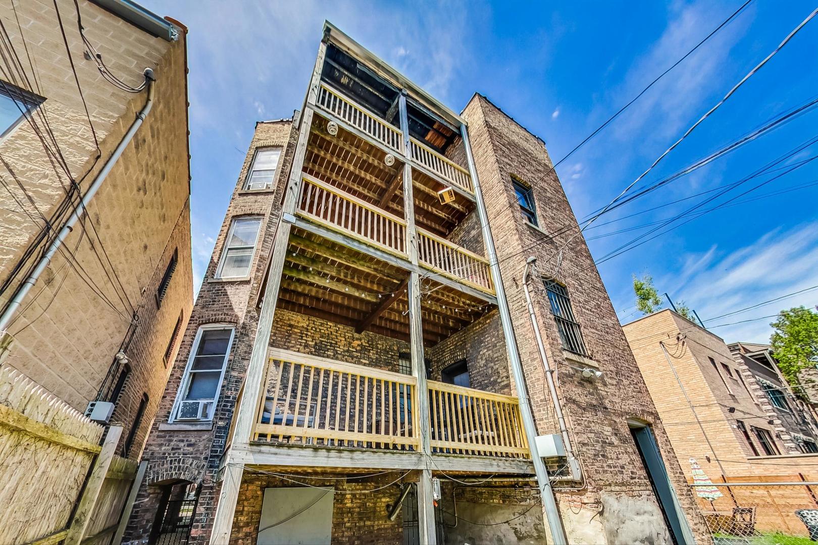 3717 N Magnolia Avenue Unit: 1