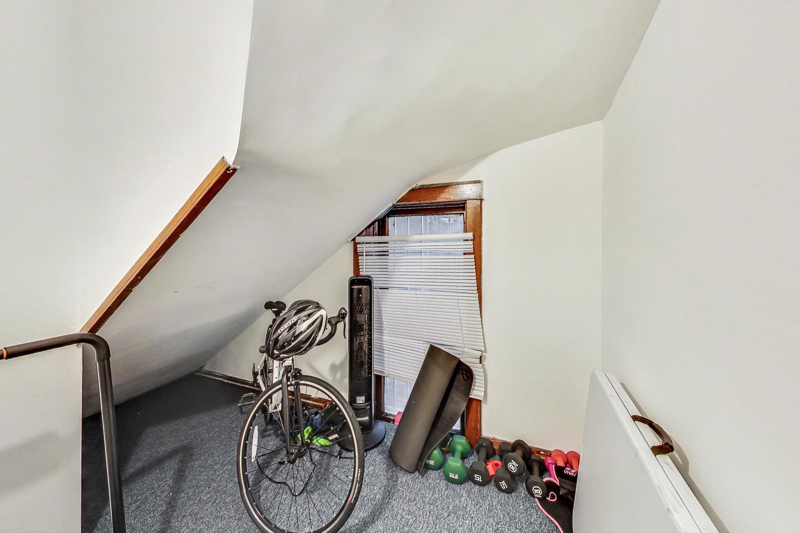 3717 N Magnolia Avenue Unit: 1