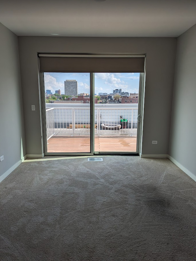 1545 W North Avenue Unit: 404