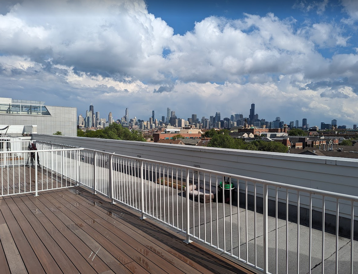 1545 W North Avenue Unit: 404