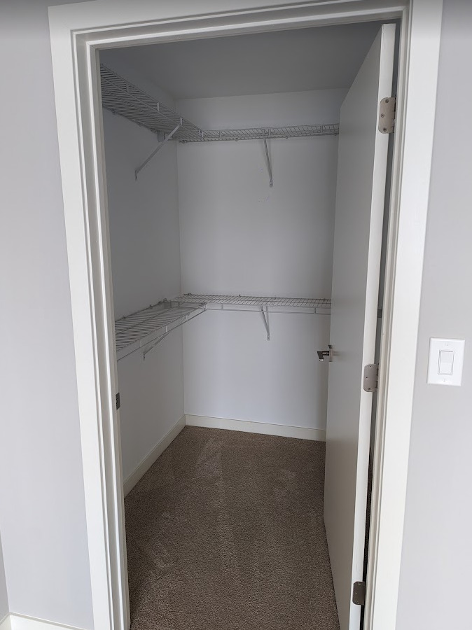 1545 W North Avenue Unit: 404