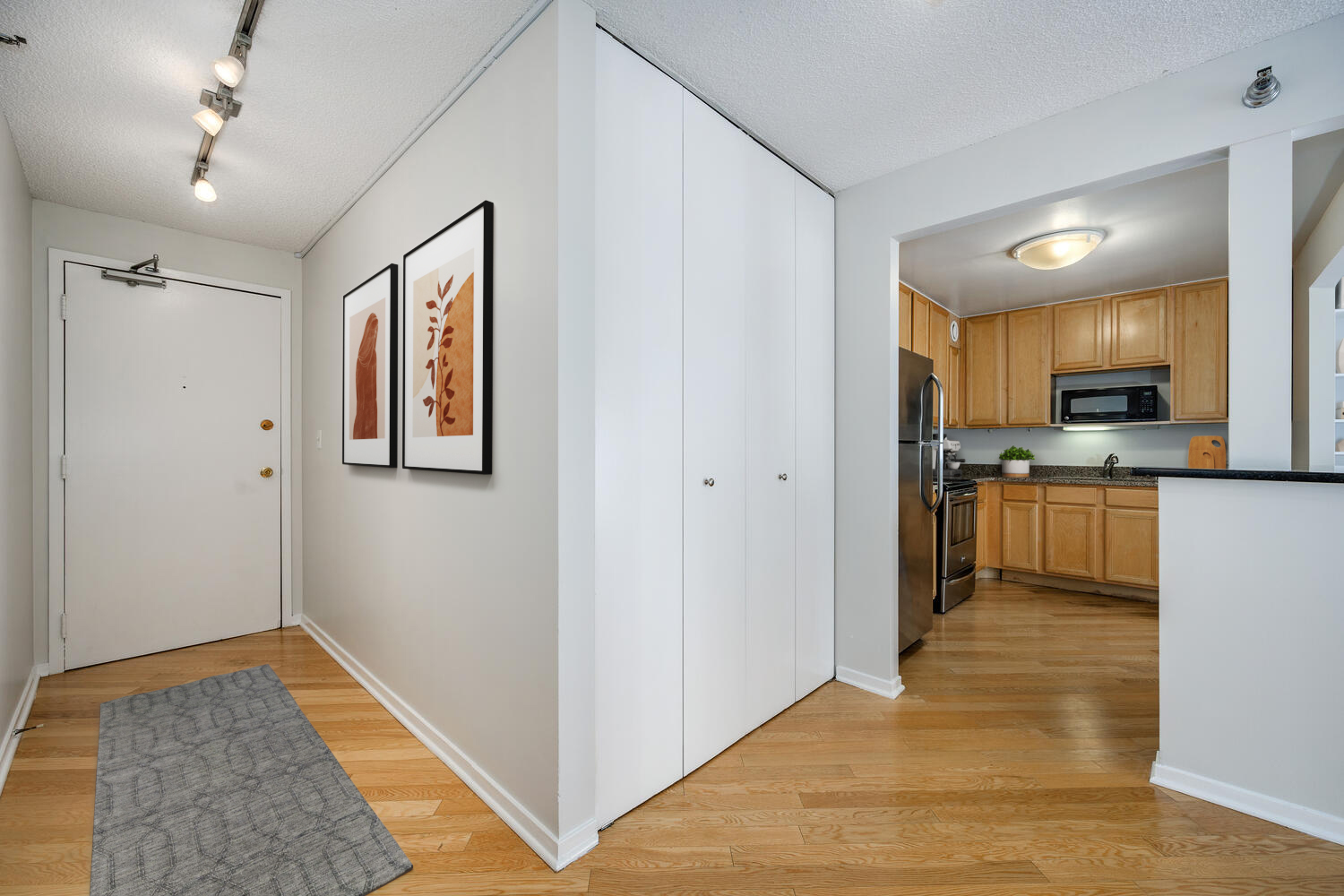 70 W HURON Street Unit: 1906