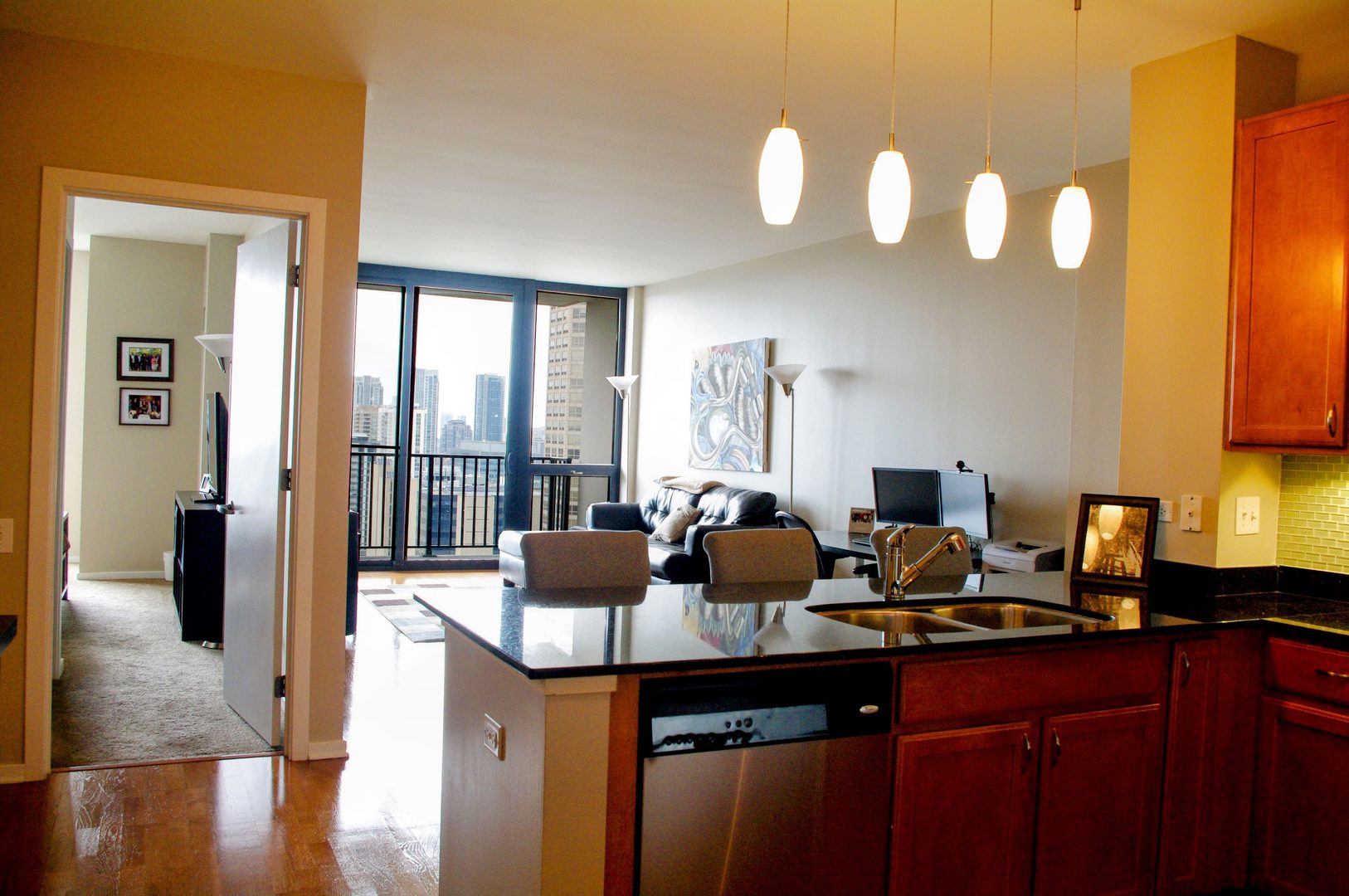 210 S Desplaines Street Unit: 2109