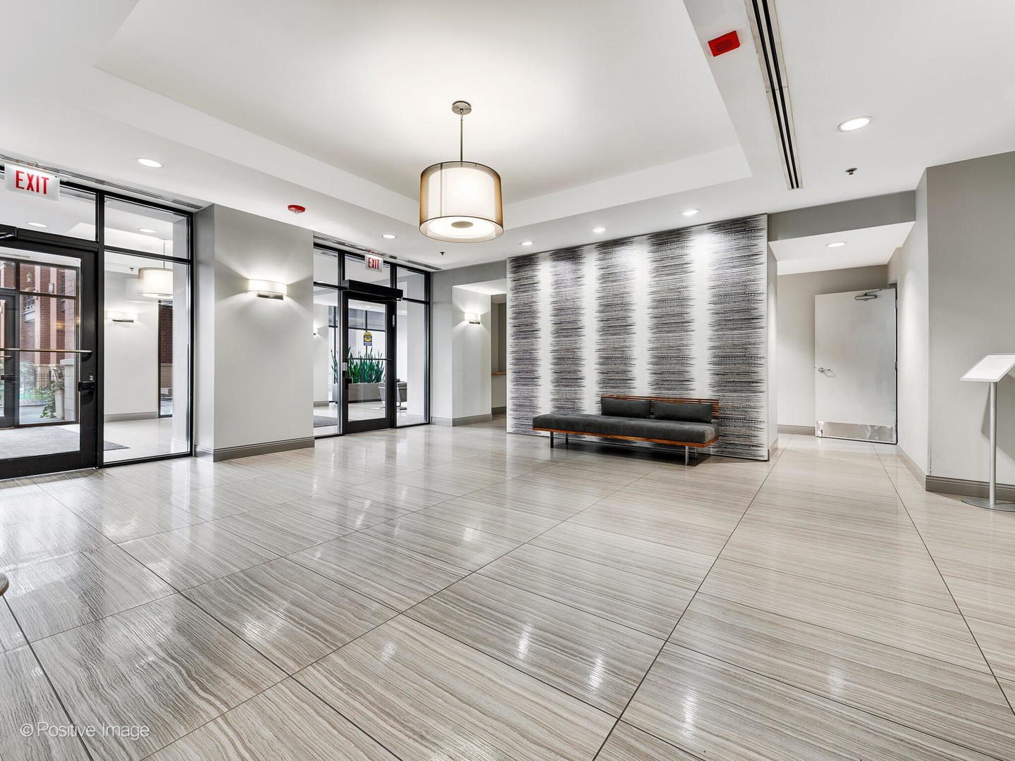 330 N JEFFERSON Street Unit: 2305