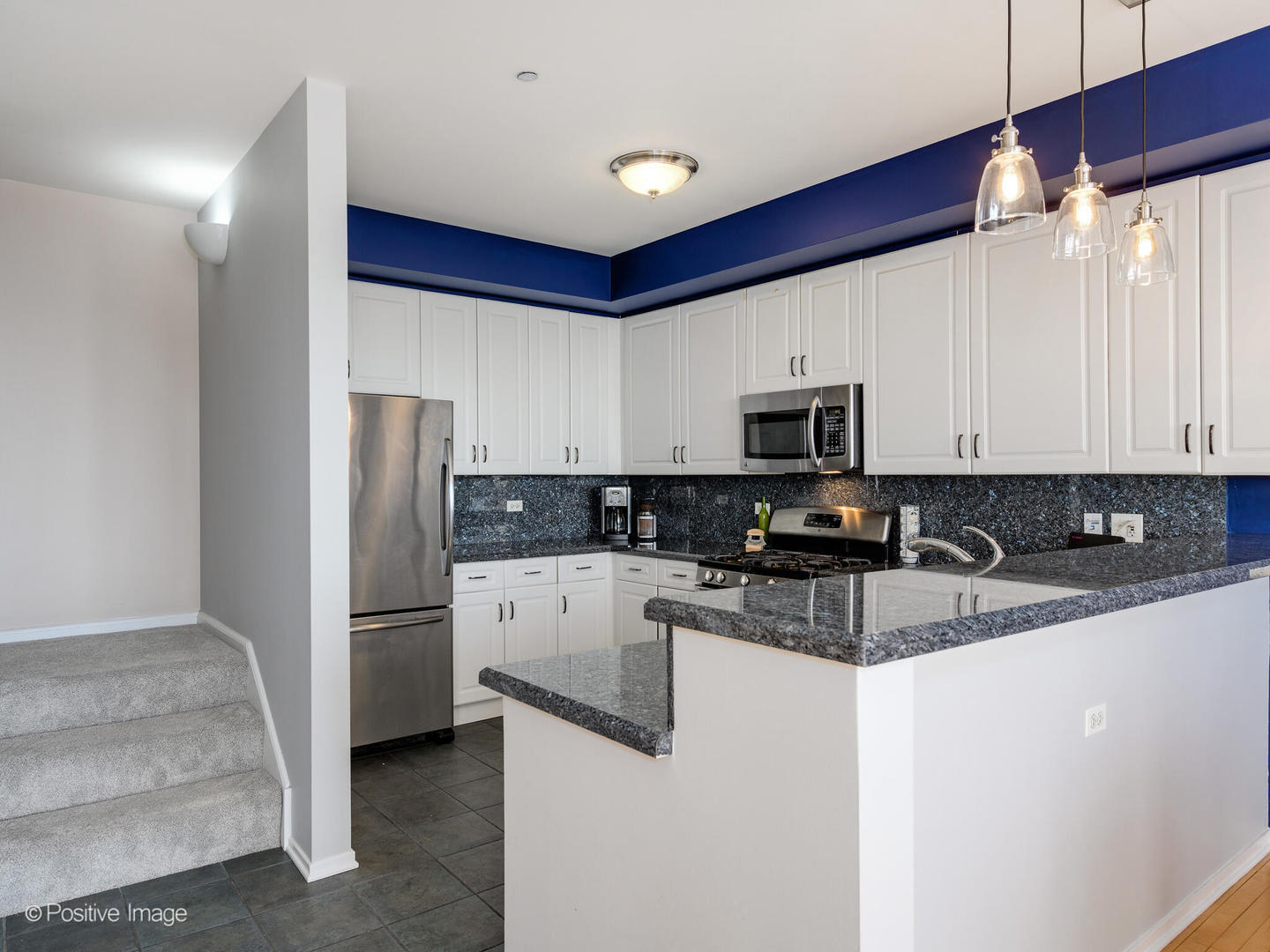 330 N JEFFERSON Street Unit: 2305