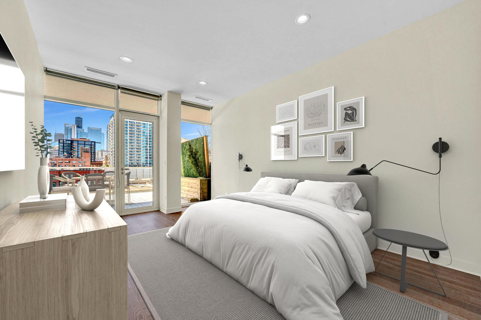 858 N Franklin Street Unit: 602