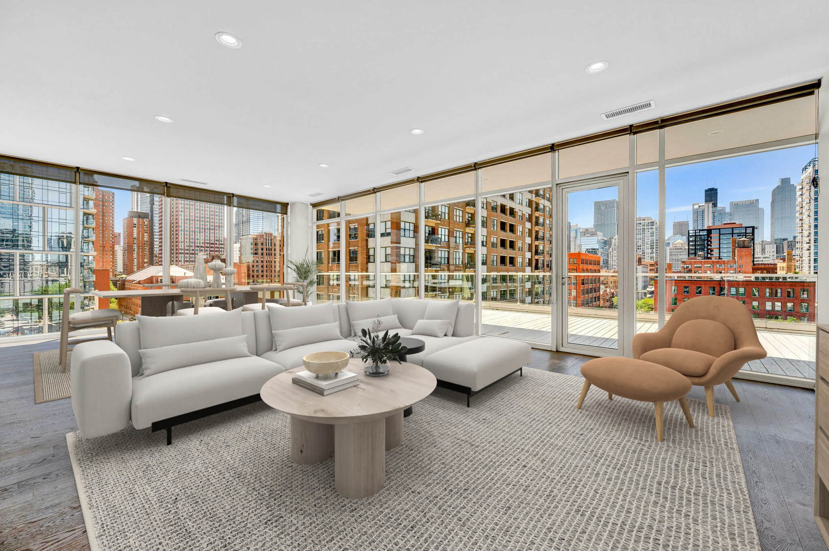 858 N Franklin Street Unit: 602
