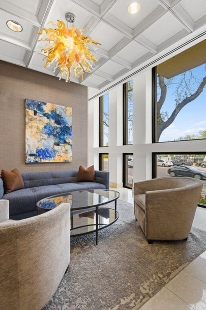 1660 N LaSalle Drive Unit: 1304