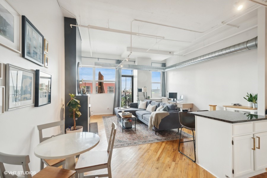 500 S Clinton Street Unit: 426