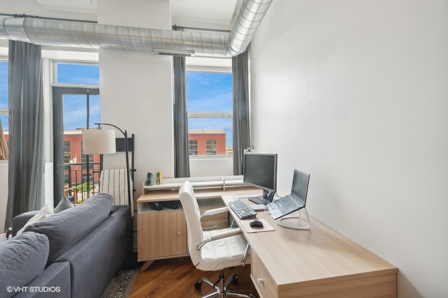 500 S Clinton Street Unit: 426