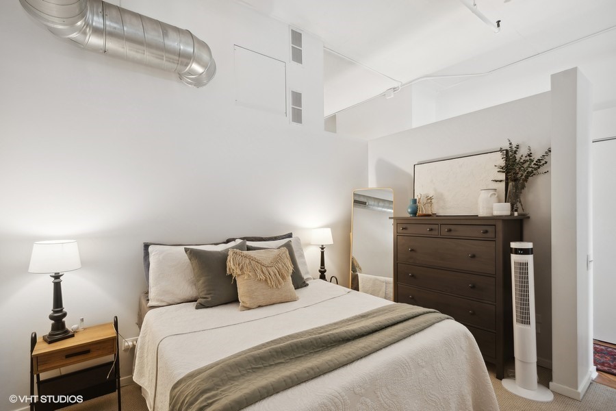 500 S Clinton Street Unit: 426