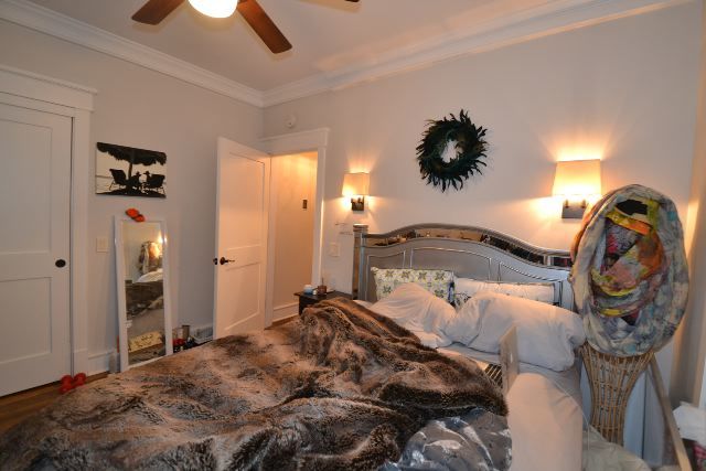 1406 W Cornelia Avenue Unit: 2
