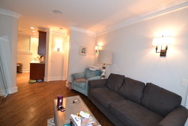 1406 W Cornelia Avenue Unit: 2