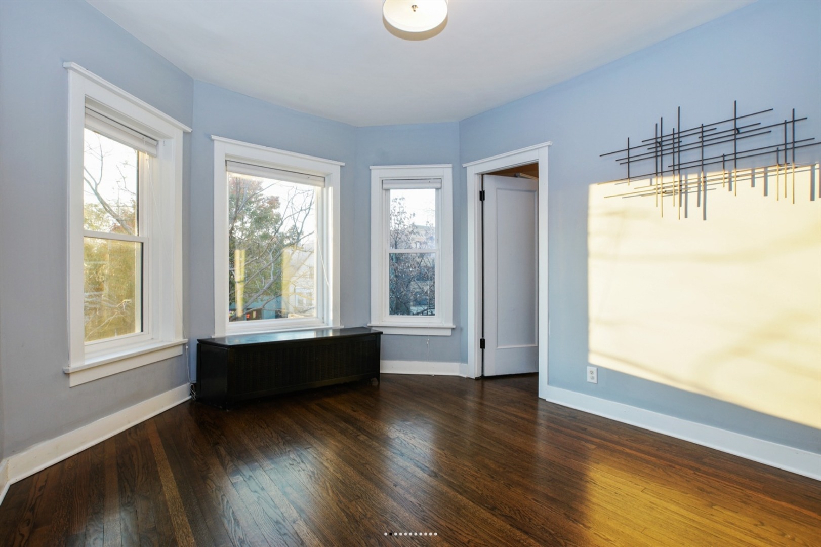 3721 N ASHLAND Avenue Unit: 2