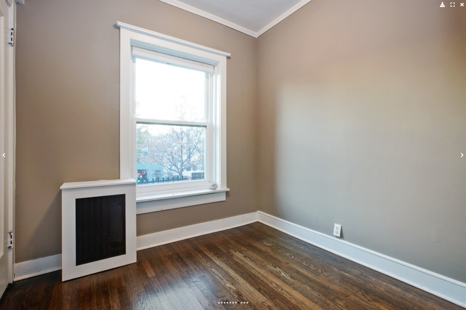 3721 N ASHLAND Avenue Unit: 2