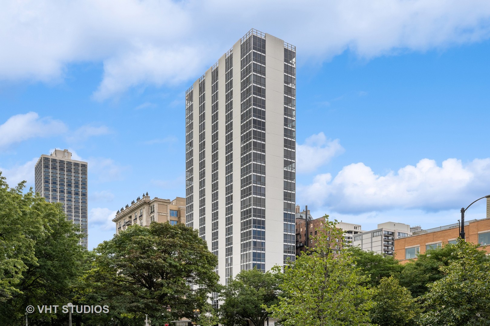 1555 N Dearborn Parkway Unit: 11B