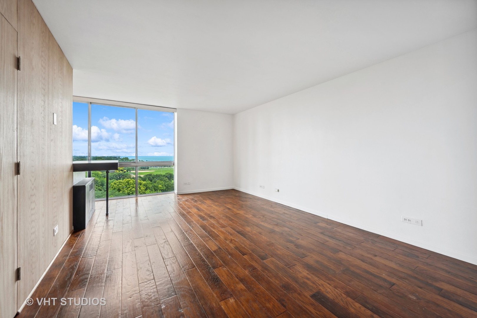 1555 N Dearborn Parkway Unit: 11B