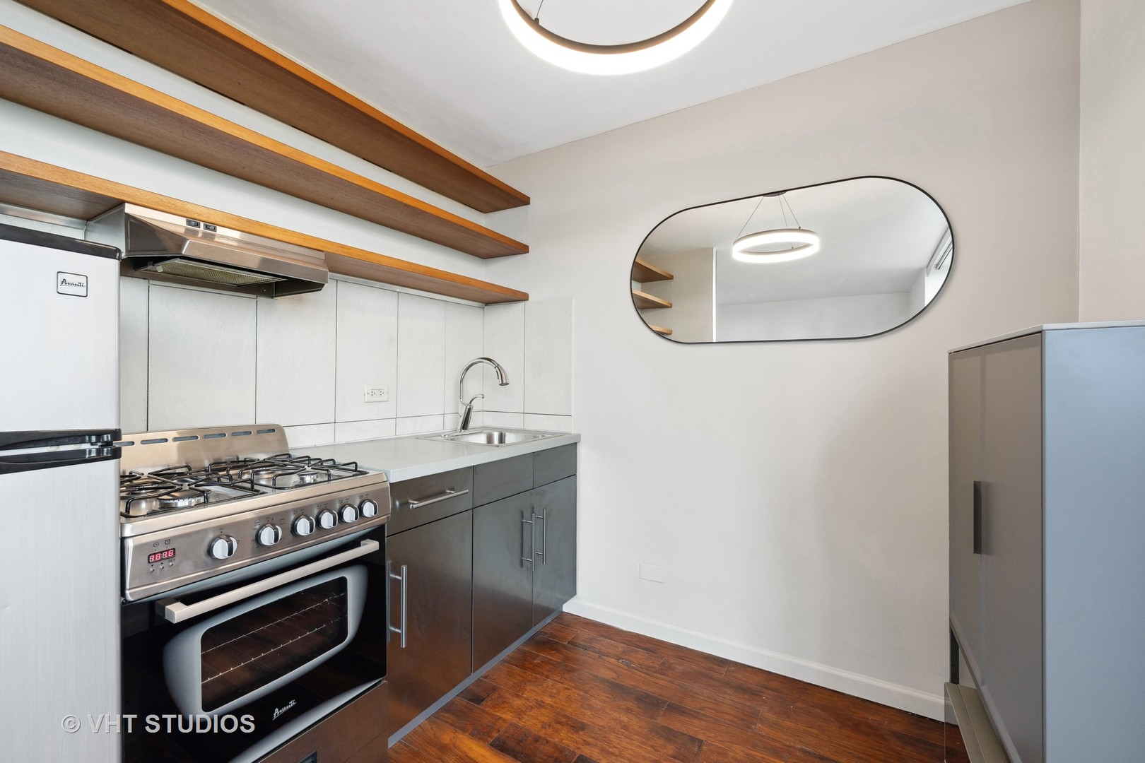 1555 N Dearborn Parkway Unit: 11B