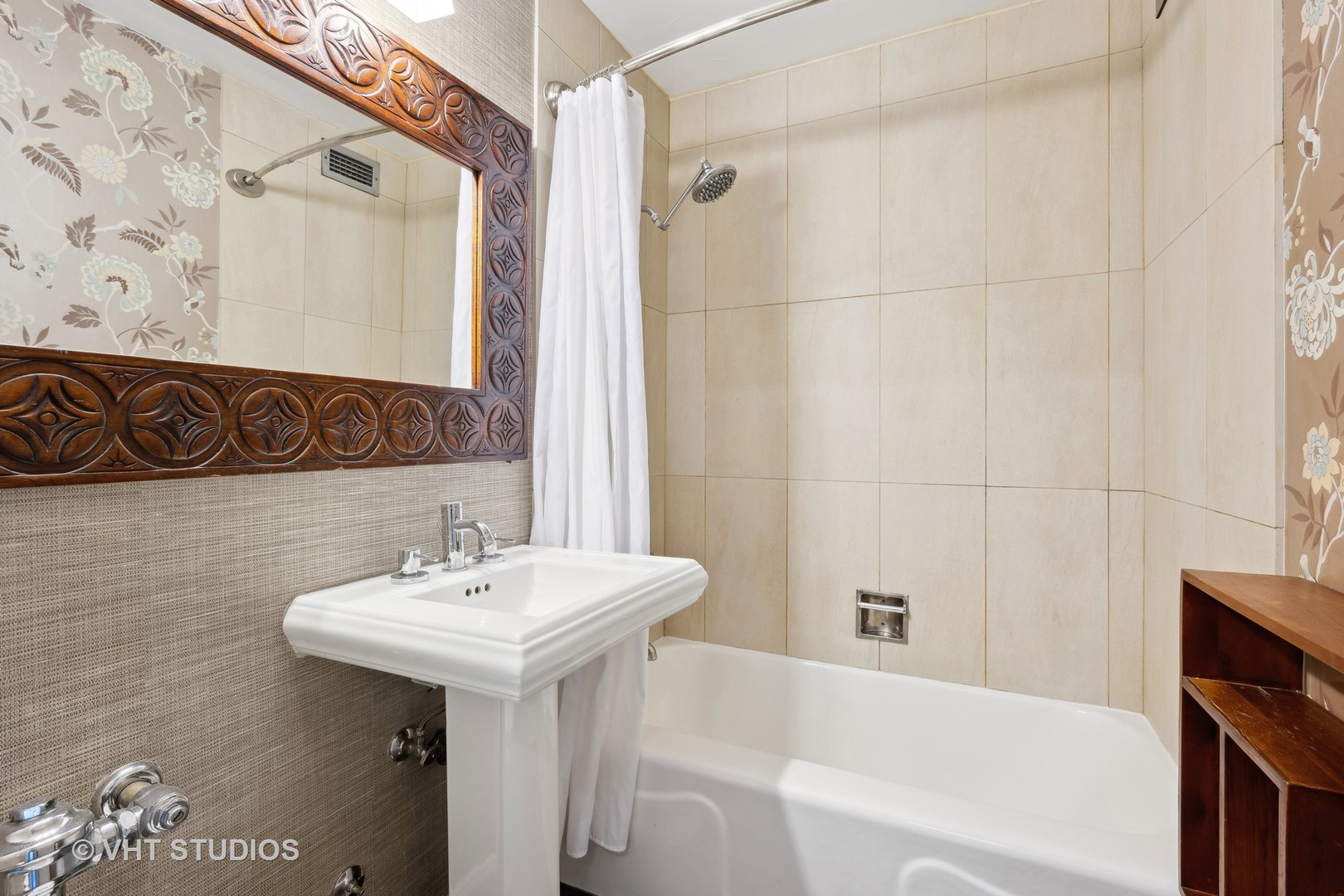 1555 N Dearborn Parkway Unit: 11B