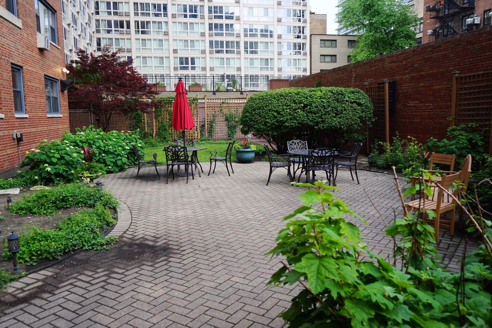 2909 N SHERIDAN Road Unit: 901