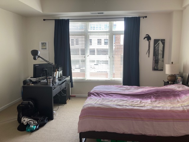 657 W Fulton Street Unit: 403