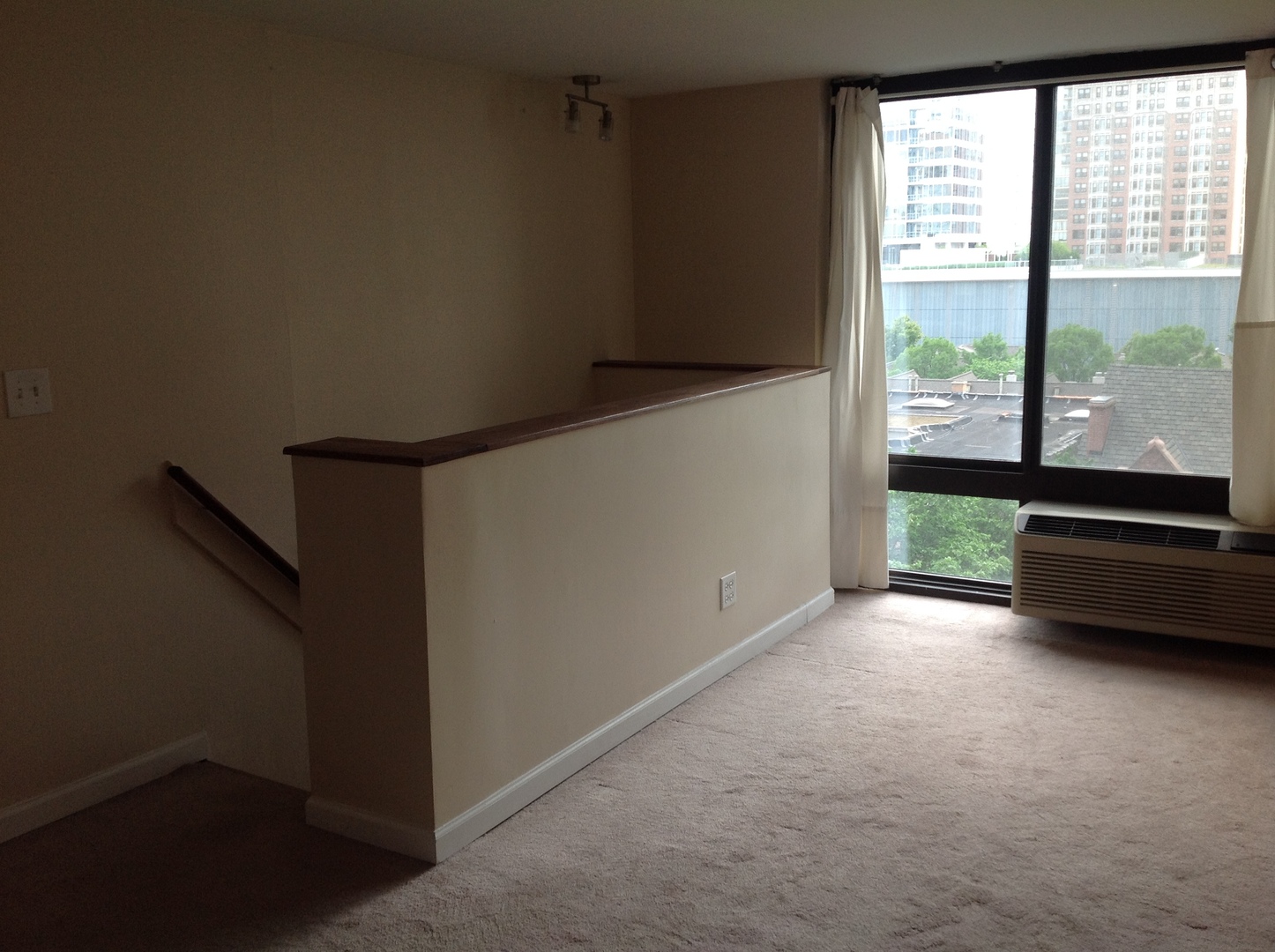 1221 N Dearborn Street Unit: 601N