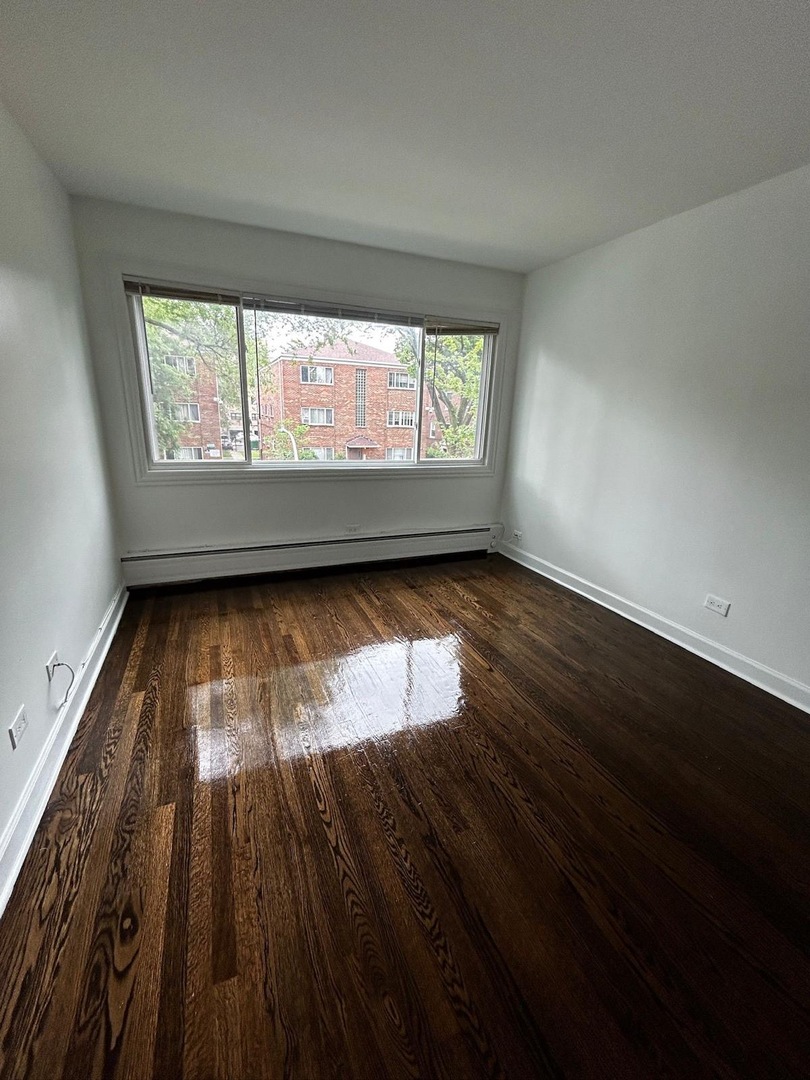6002 N Winthrop Avenue Unit: 101