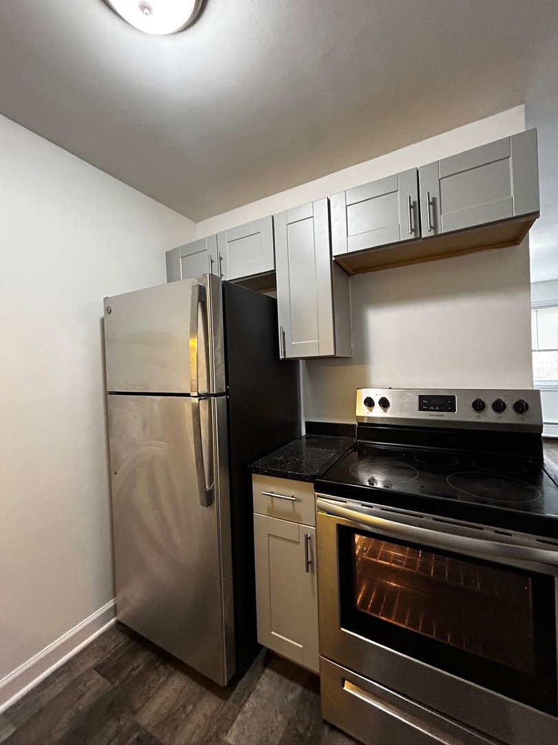 6002 N Winthrop Avenue Unit: 101