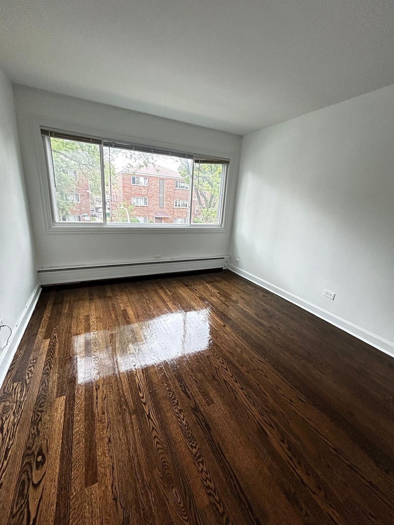 6002 N Winthrop Avenue Unit: 101