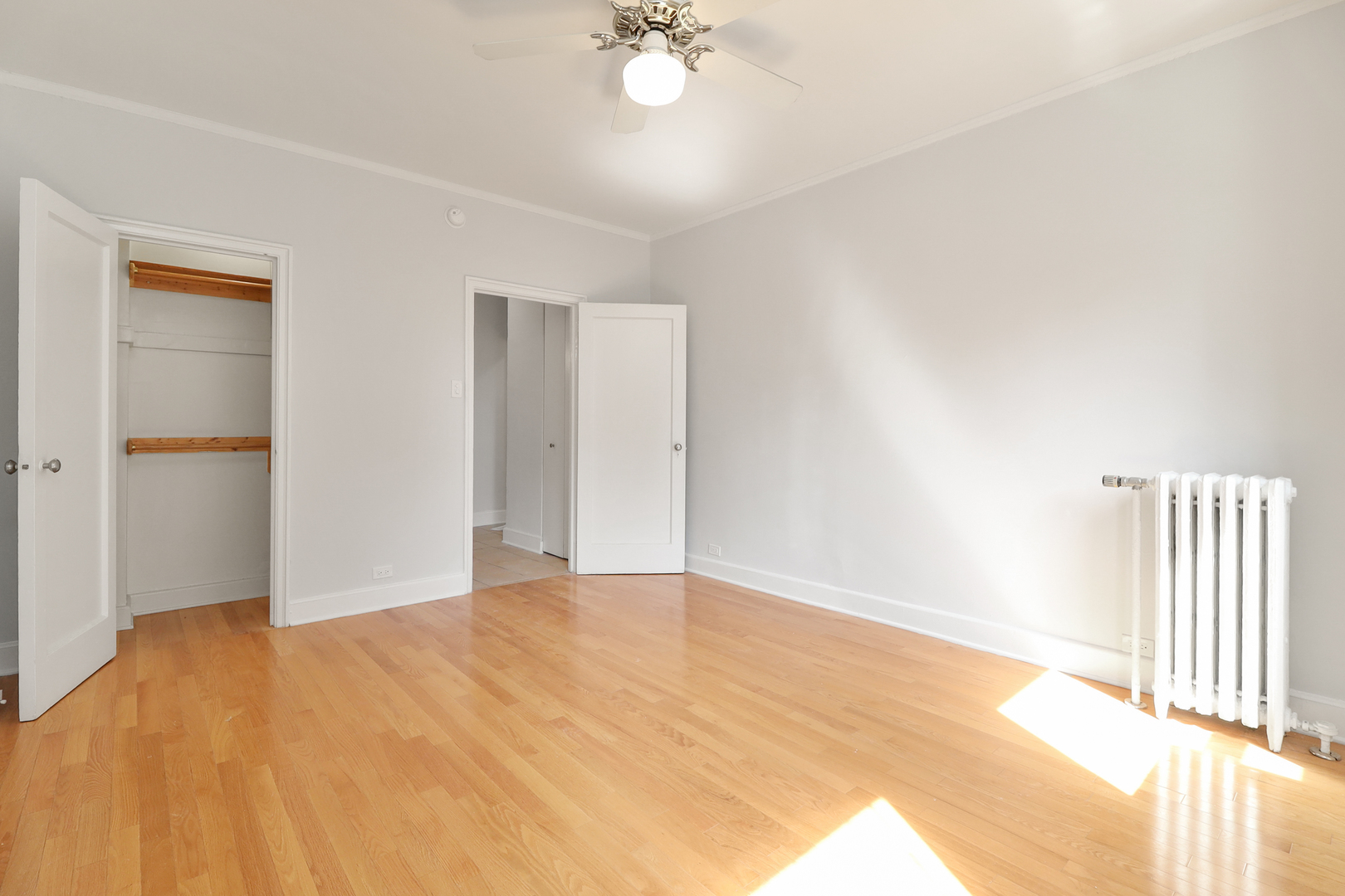 10 W Elm Street Unit: 806