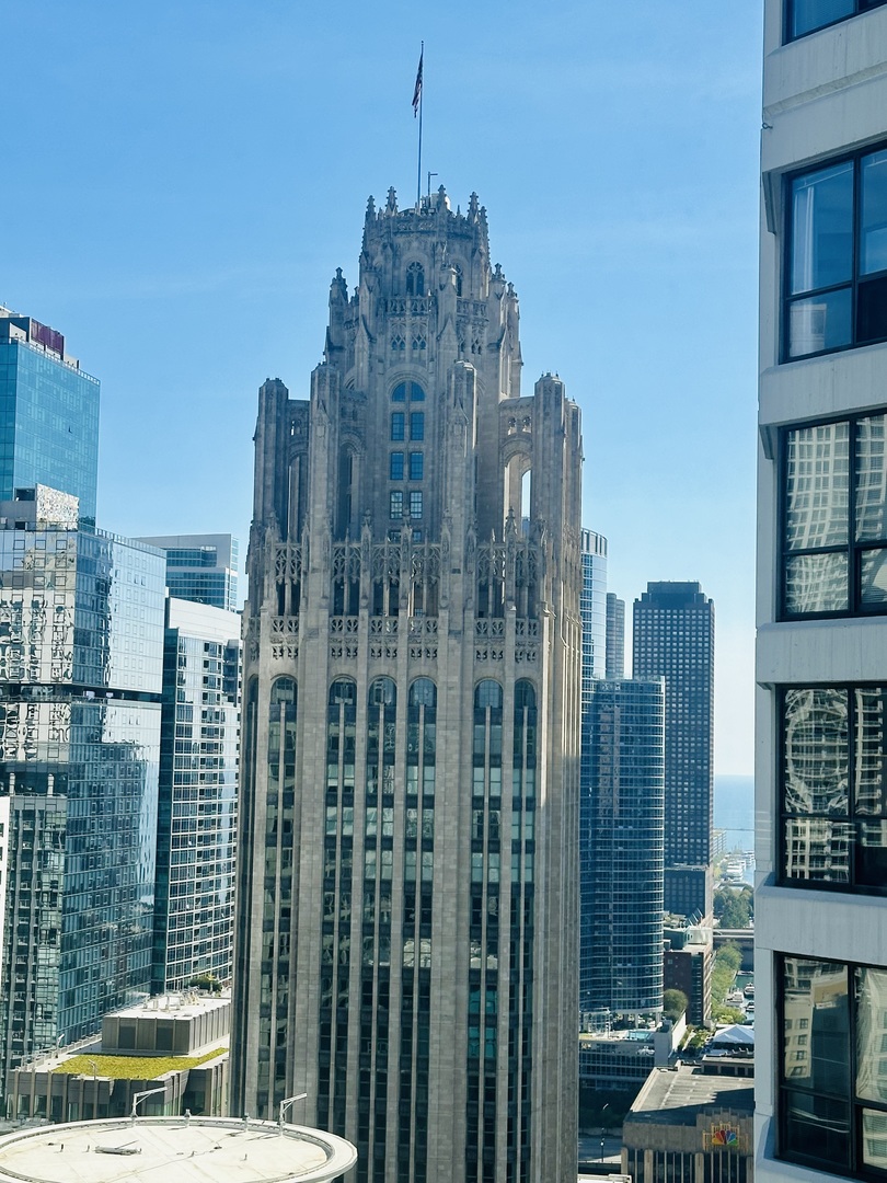 405 N Wabash Avenue Unit: 2802