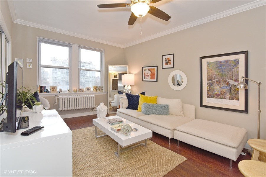 432 W Belmont Avenue Unit: 601