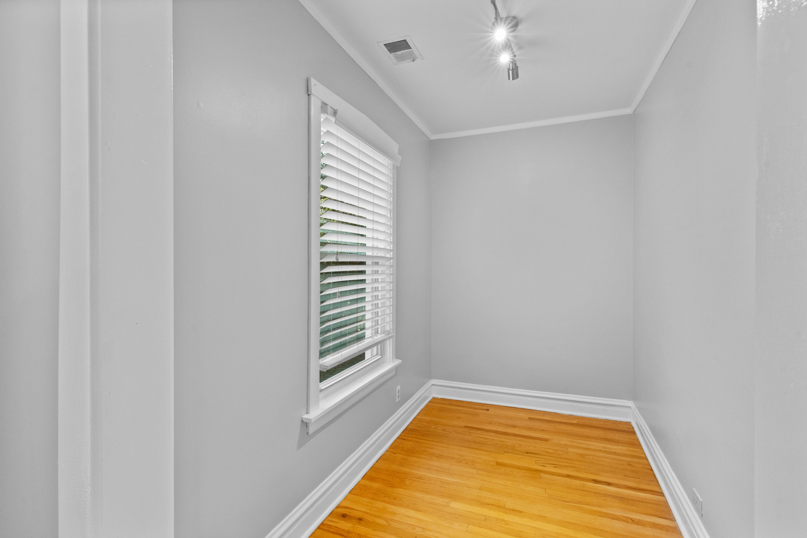 4814 N Kentucky Avenue Unit: 2