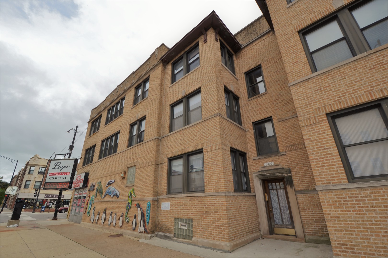 2409 W Wilson Avenue Unit: 2