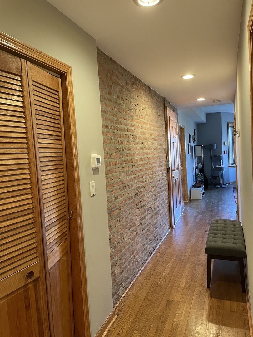 2755 W Logan Avenue Unit: 2