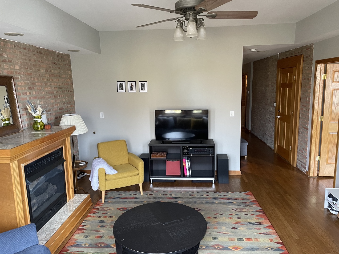 2755 W Logan Avenue Unit: 2