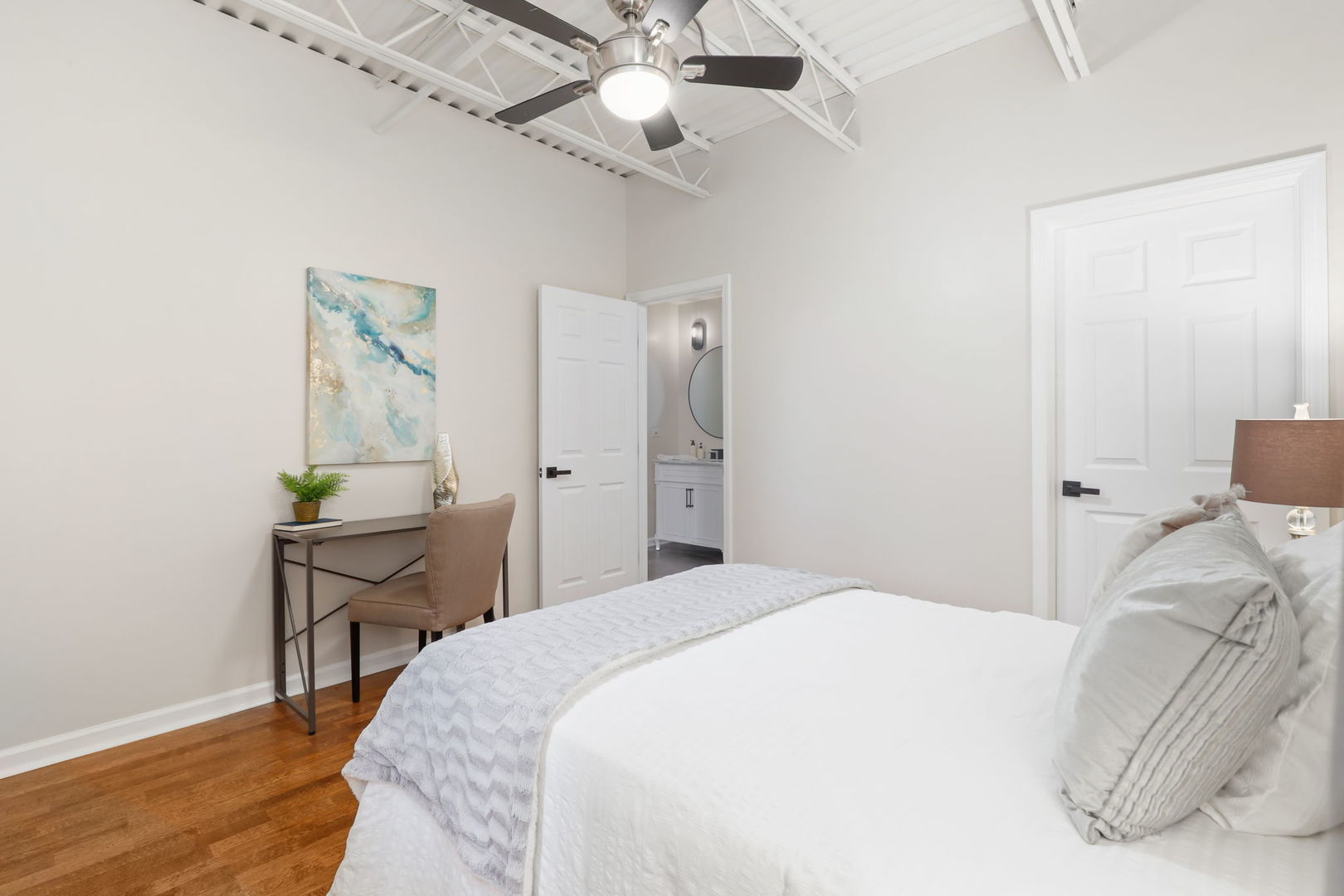 2101 W RICE Street Unit: 101