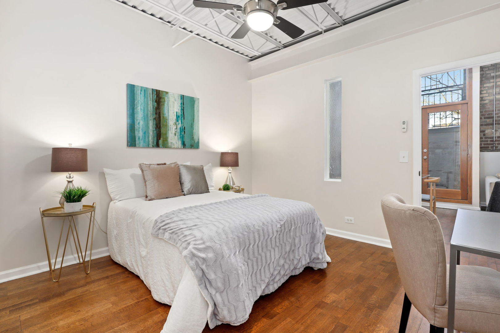 2101 W RICE Street Unit: 101