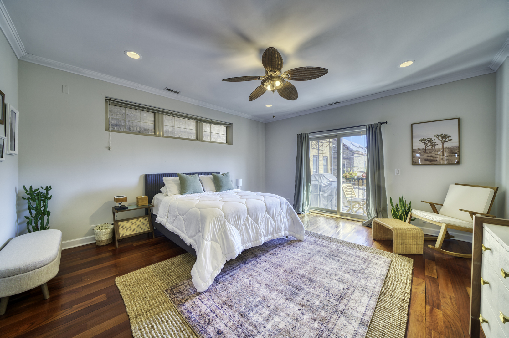 1347 N Ashland Avenue Unit: 1N