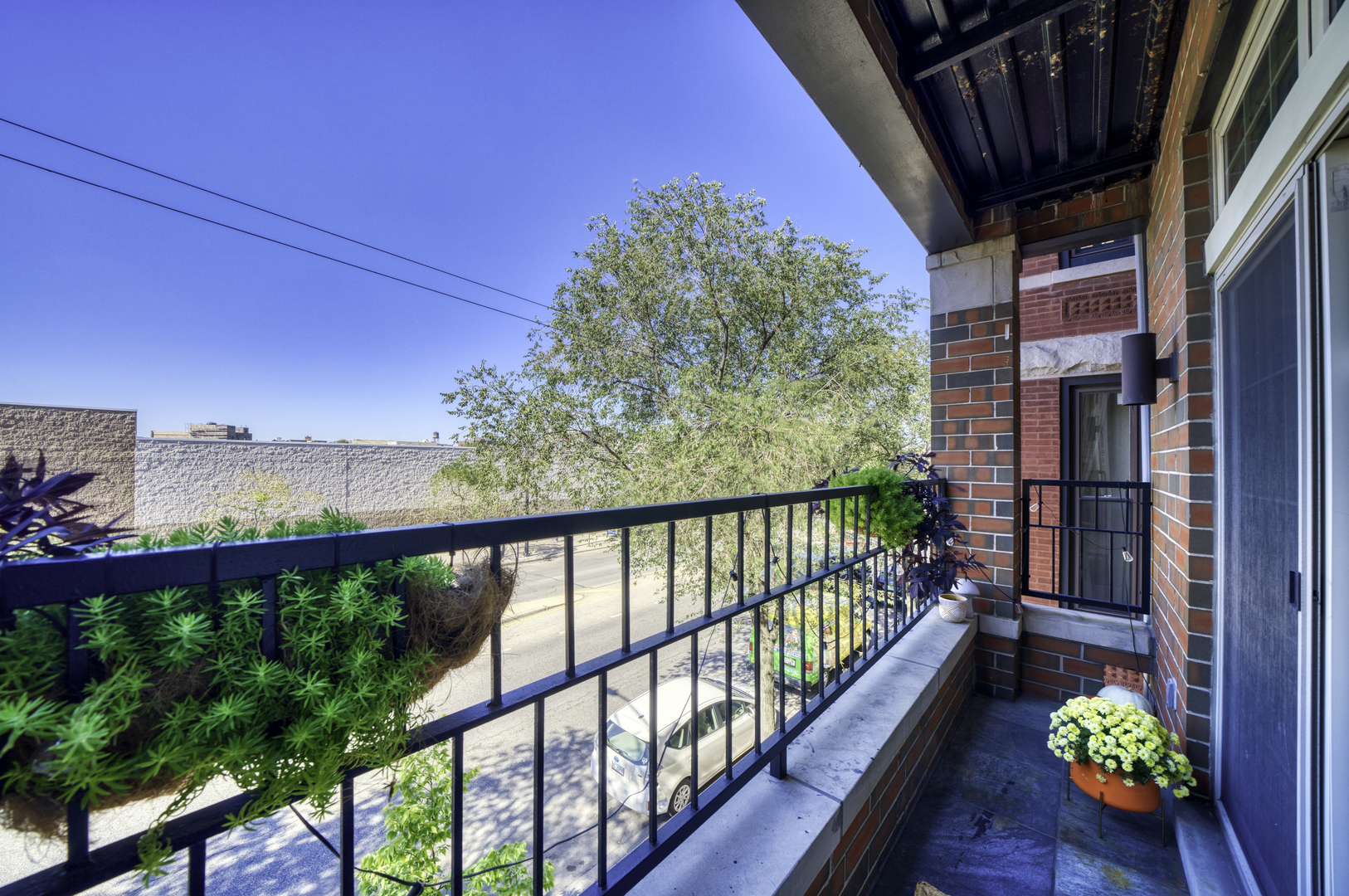 1347 N Ashland Avenue Unit: 1N