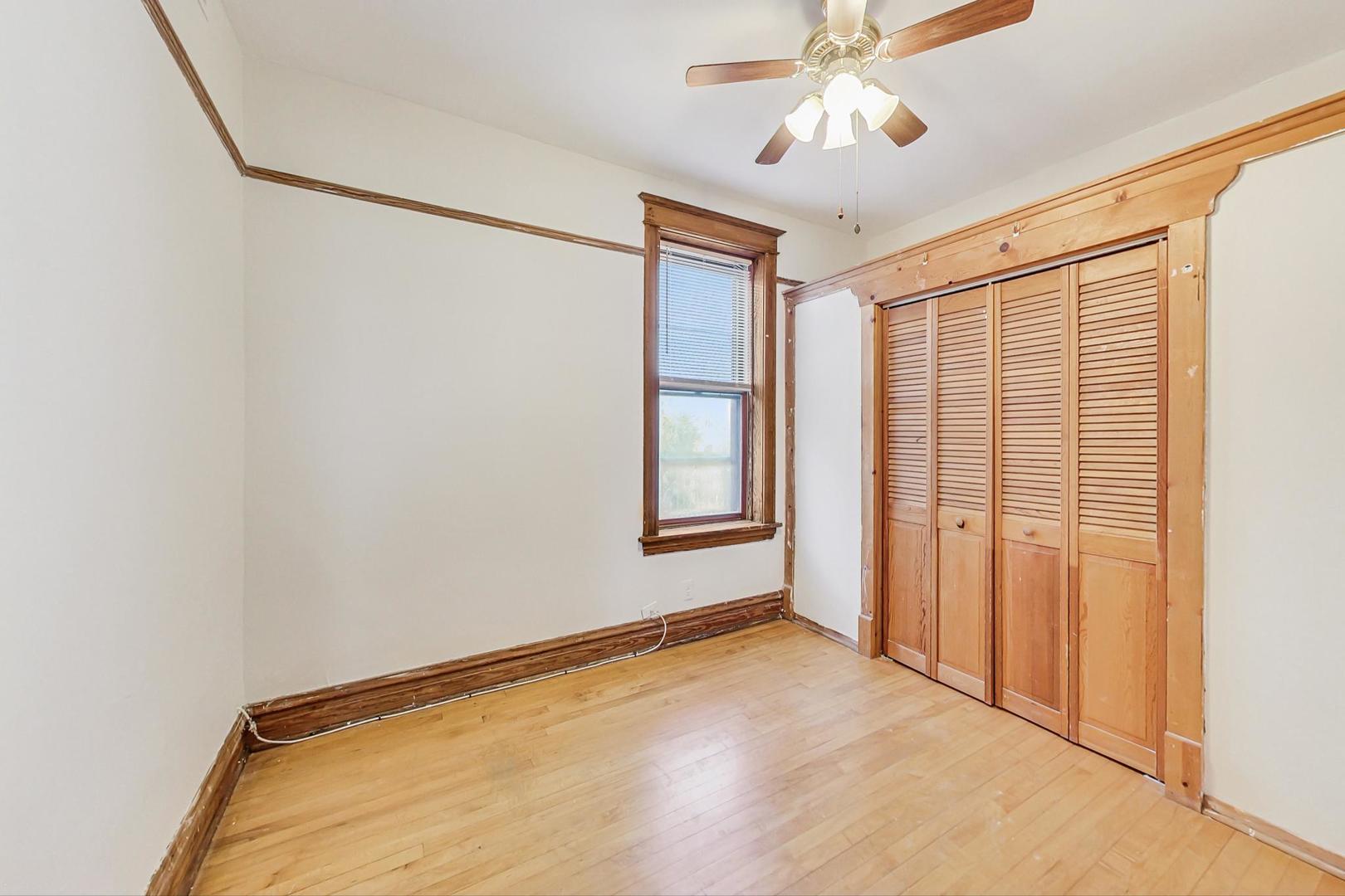 1646 W Byron Street Unit: 3F
