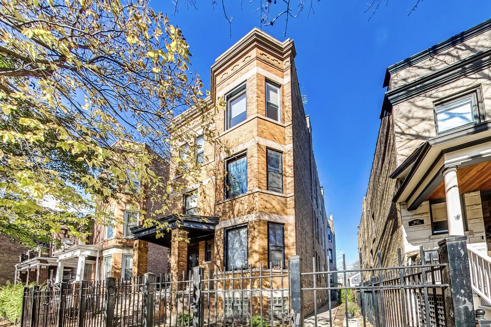 1646 W Byron Street Unit: 3F