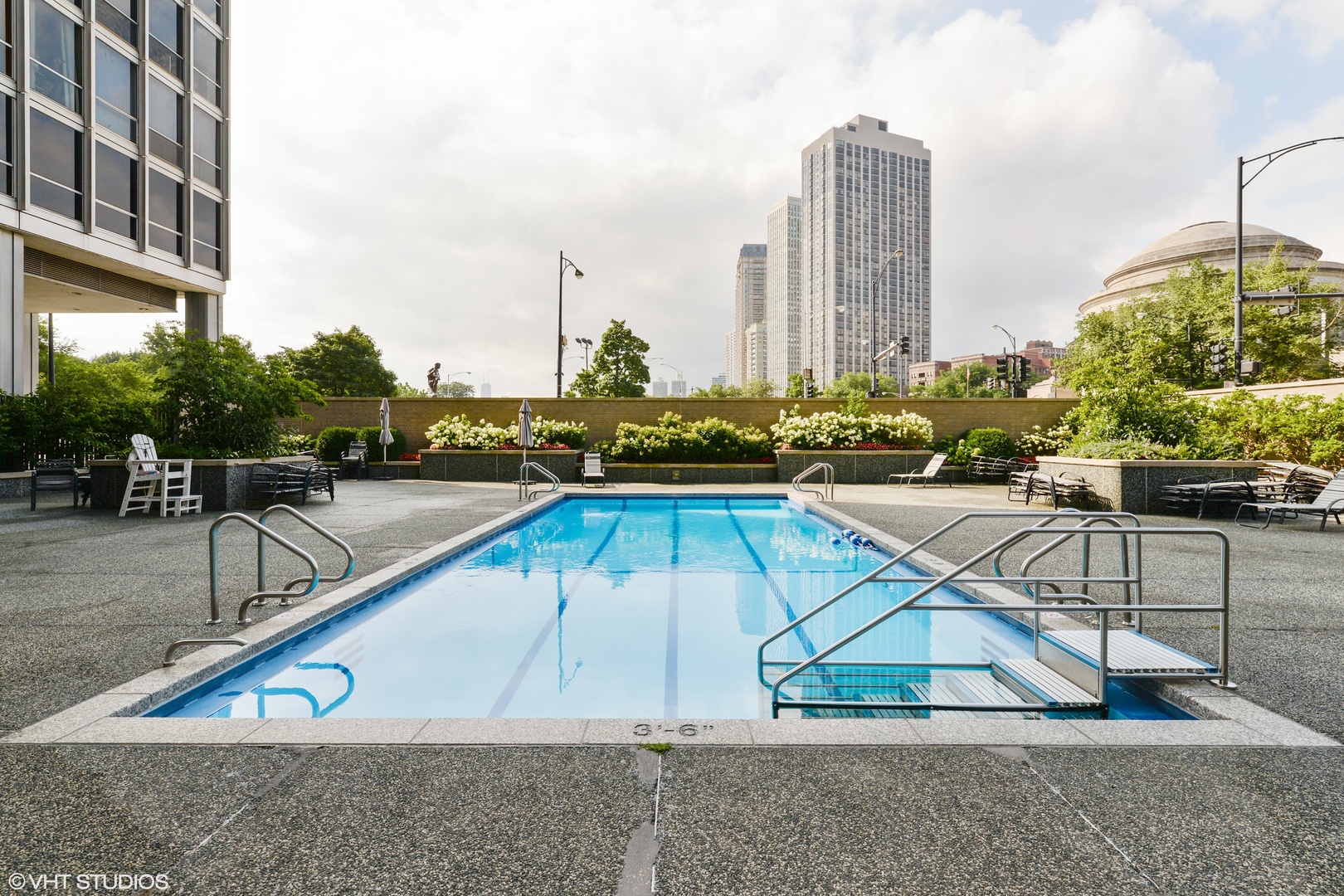 340 W Diversey Parkway Unit: 2216