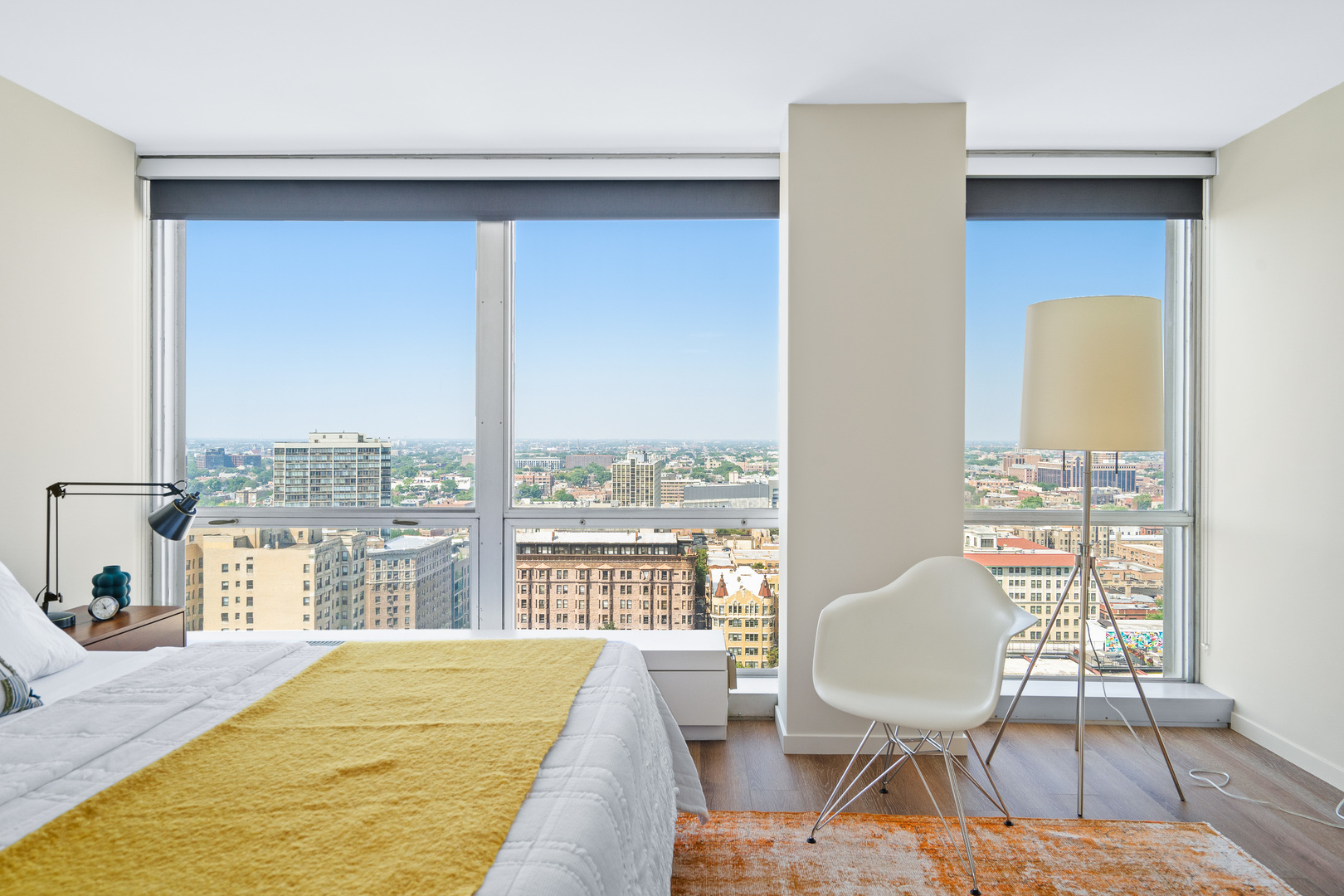 340 W Diversey Parkway Unit: 2216