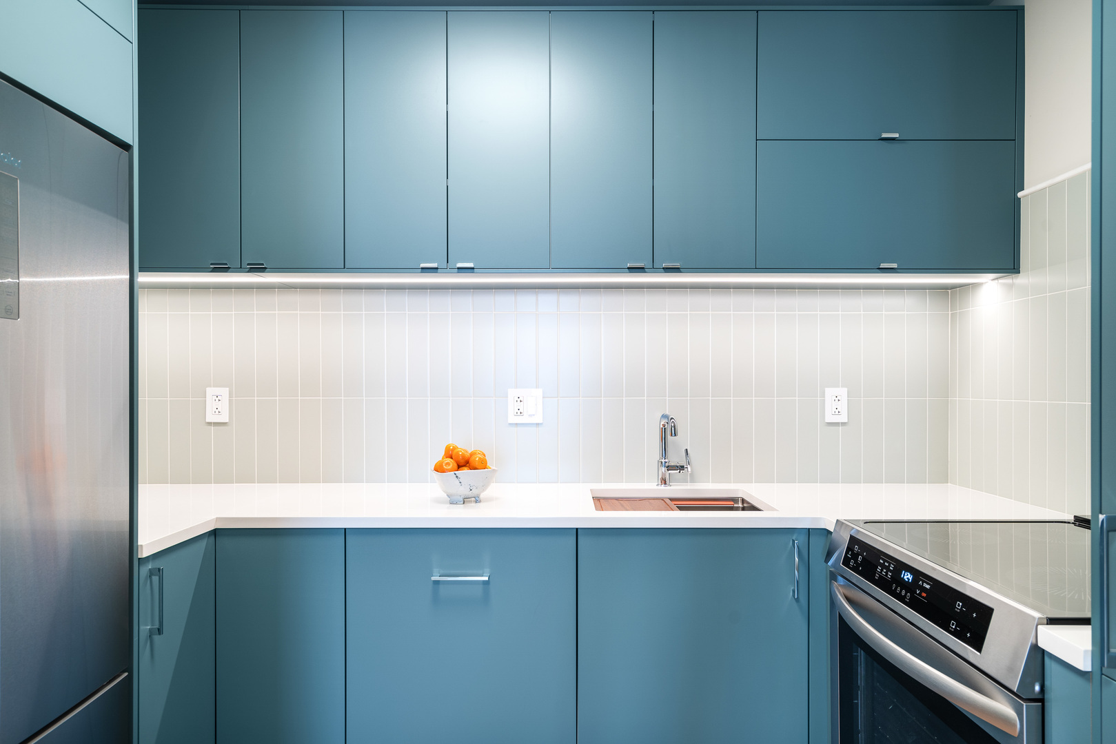340 W Diversey Parkway Unit: 2216