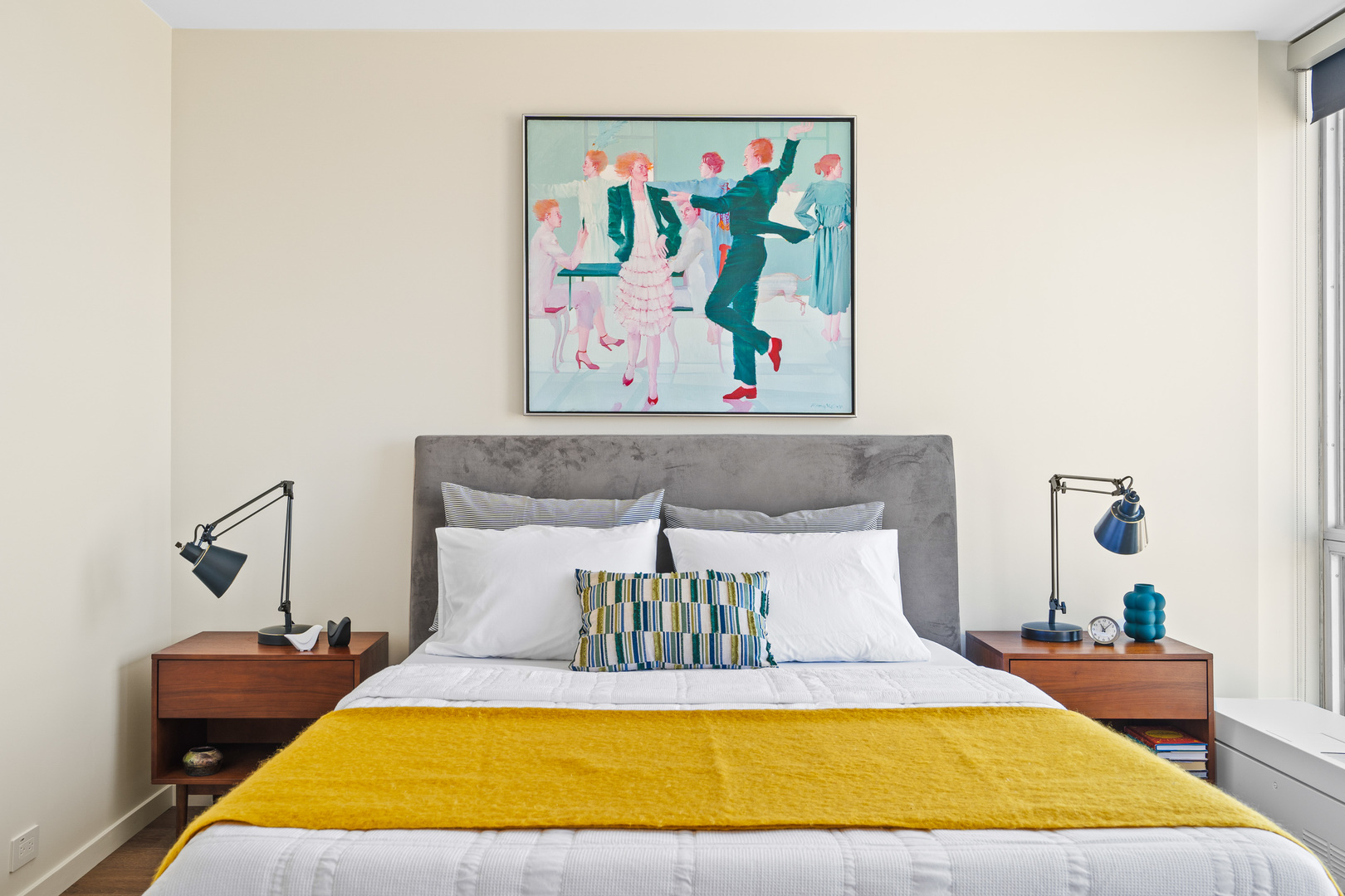 340 W Diversey Parkway Unit: 2216