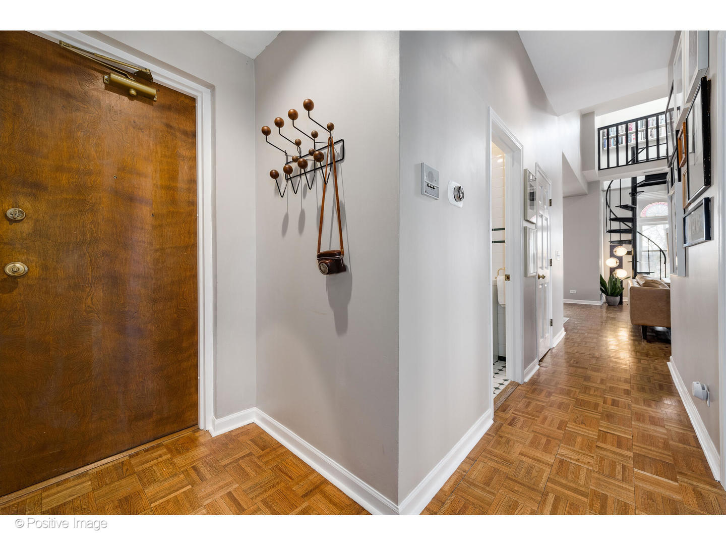 549 W Belden Avenue Unit: 4FE