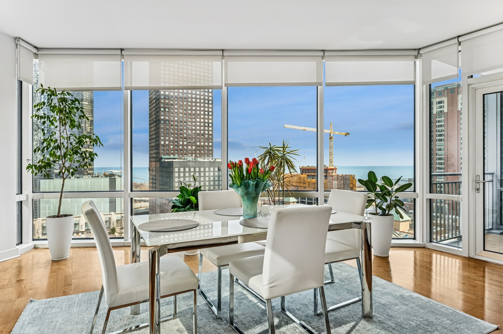 505 N McClurg Court Unit: 1402