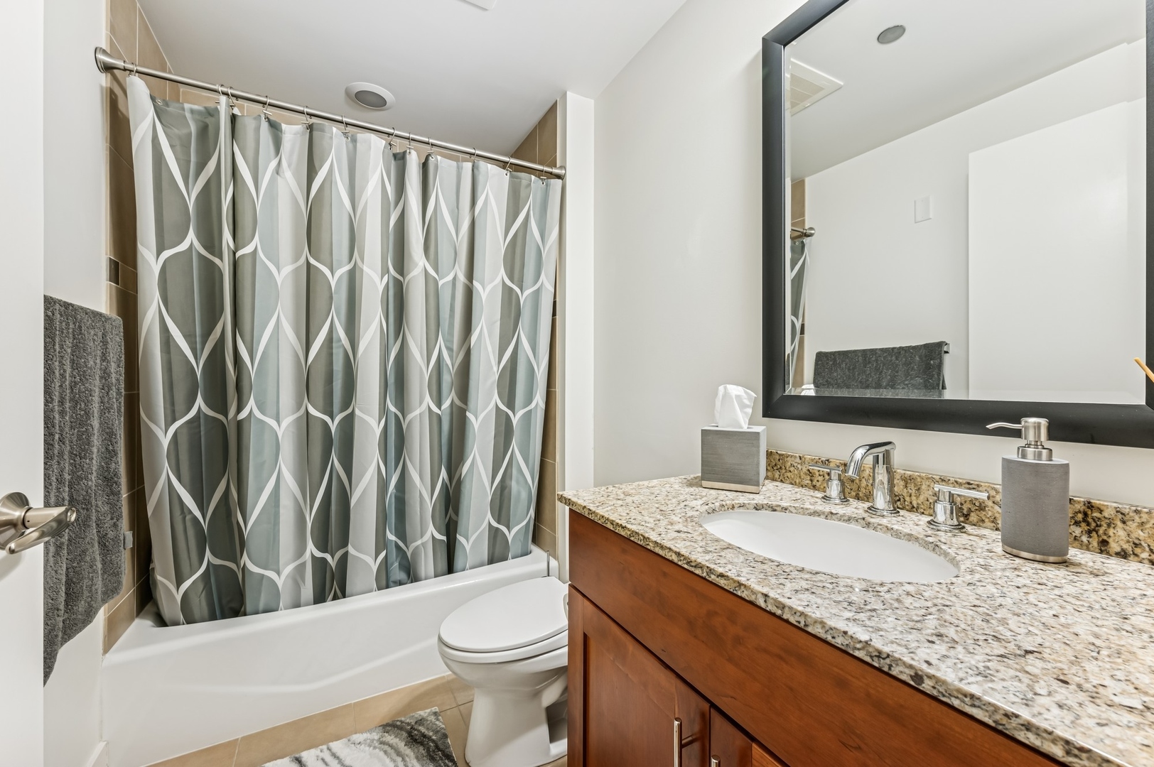 505 N McClurg Court Unit: 1402