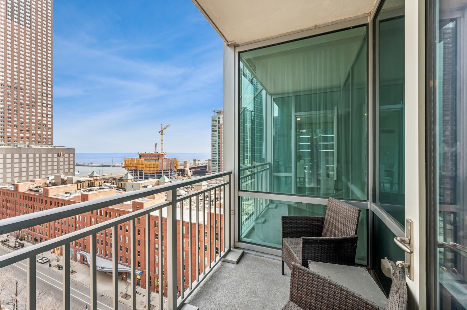 505 N McClurg Court Unit: 1402